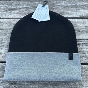 Lululemon Chill Fighter Beanie in Black and Gray Unisex L/XL NWT